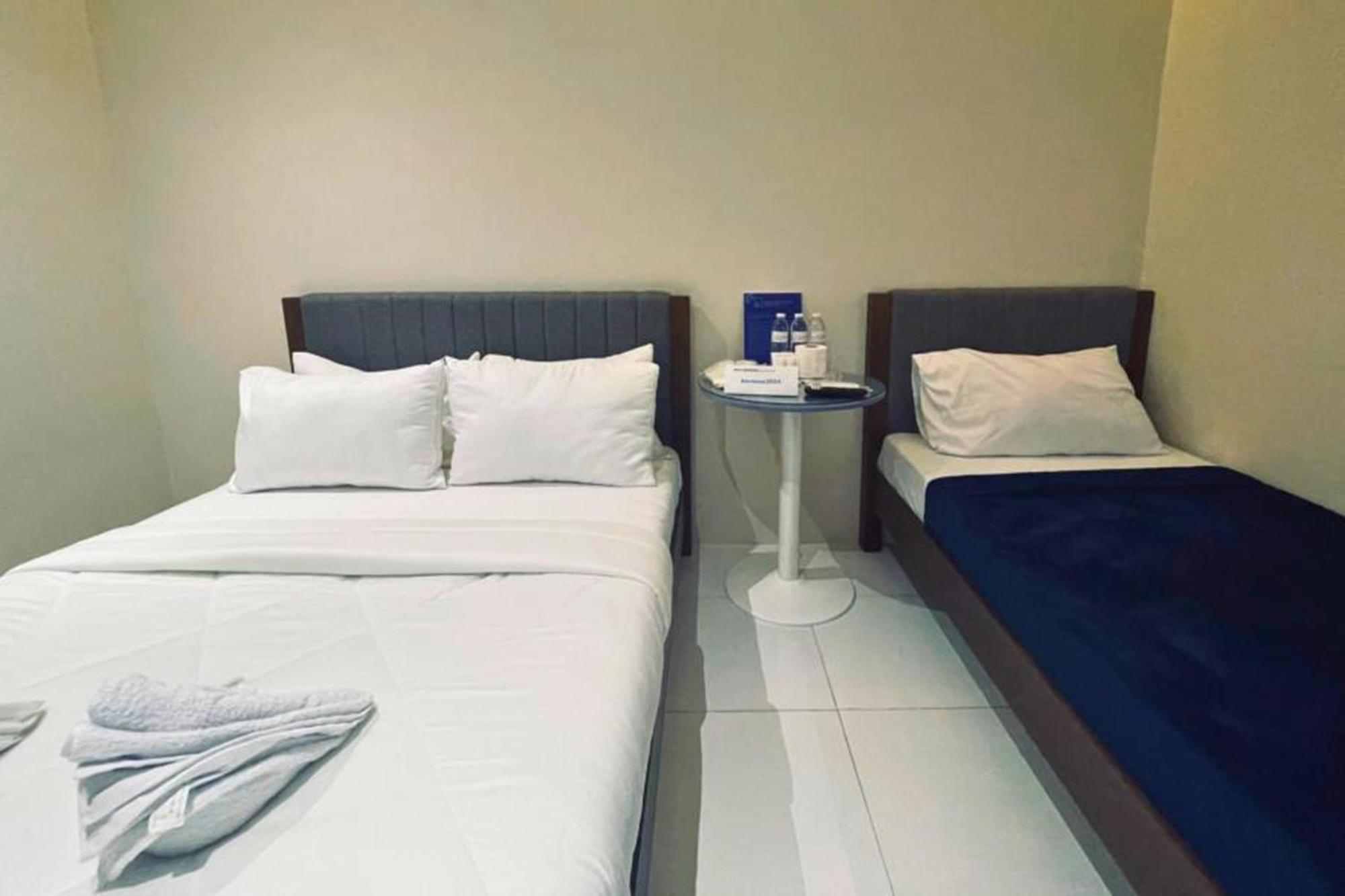 Bernese Resort Hotel Powered By Cocotel Ligao Room photo