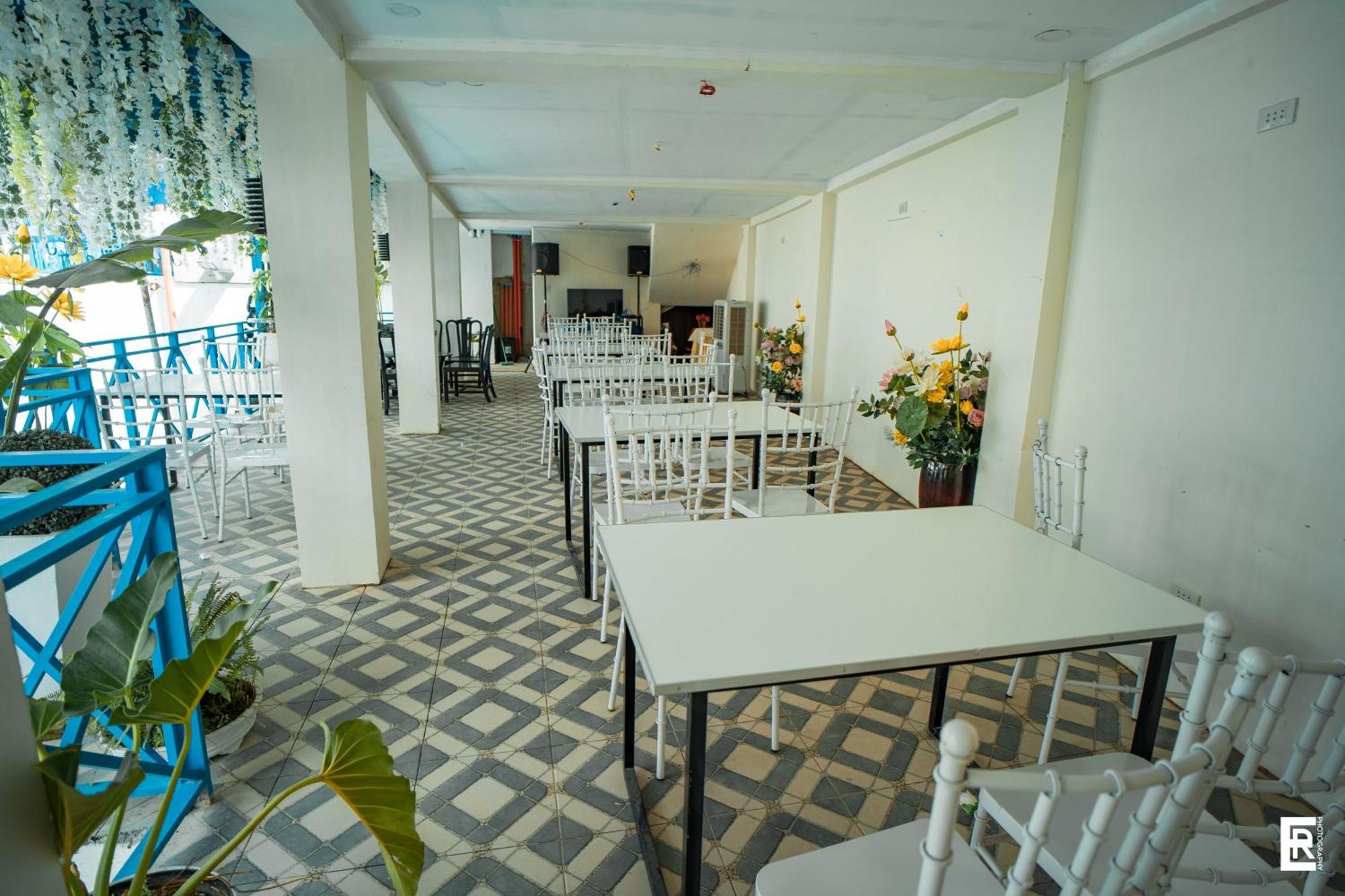 Bernese Resort Hotel Powered By Cocotel Ligao Exterior photo