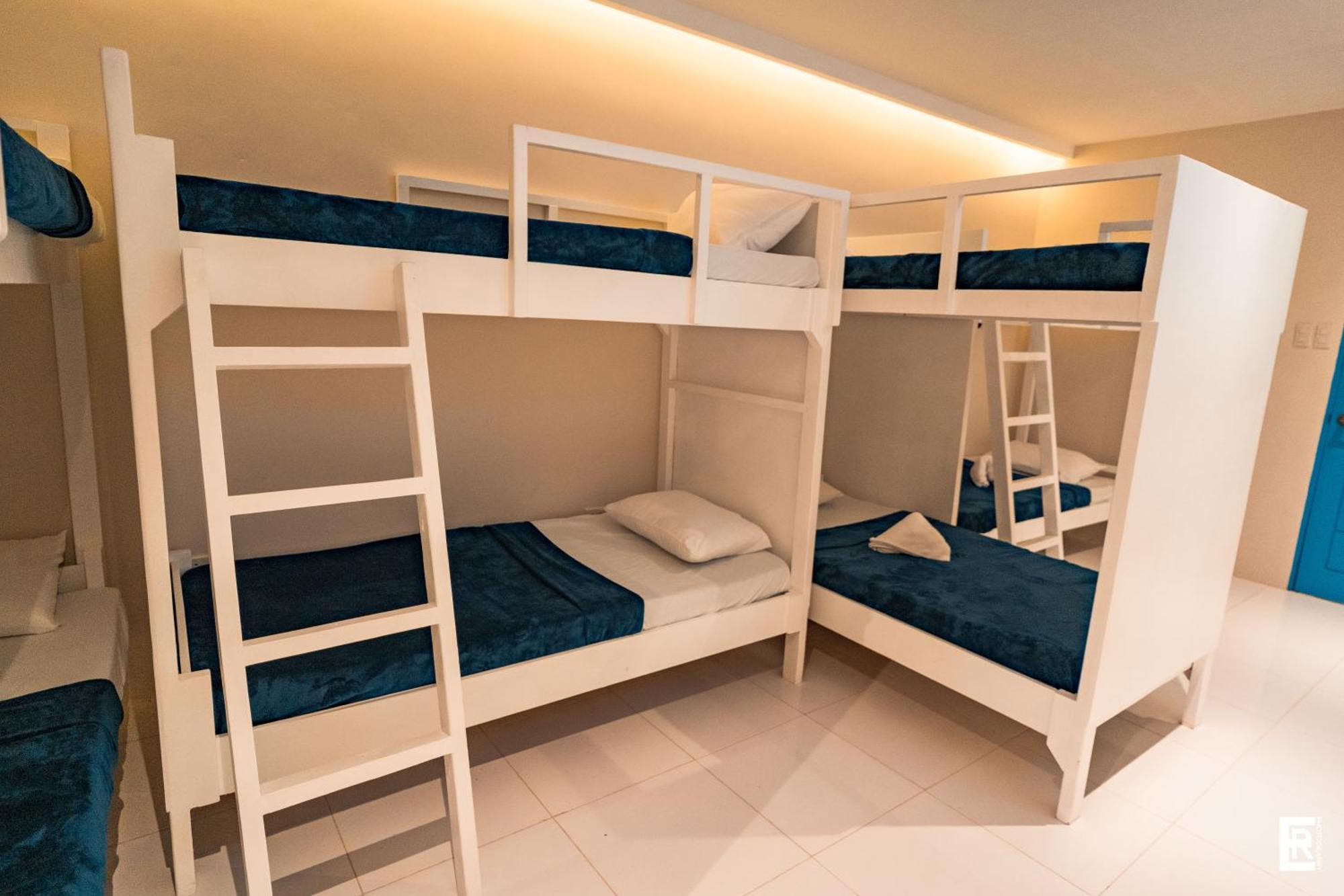 Bernese Resort Hotel Powered By Cocotel Ligao Room photo